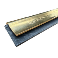 Barrettes Maykker pour raclette avec fond blanc photo produi